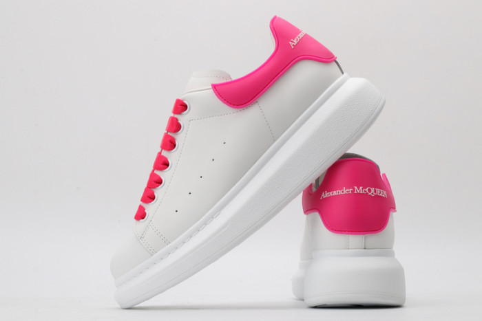 alex mcqu sneakers