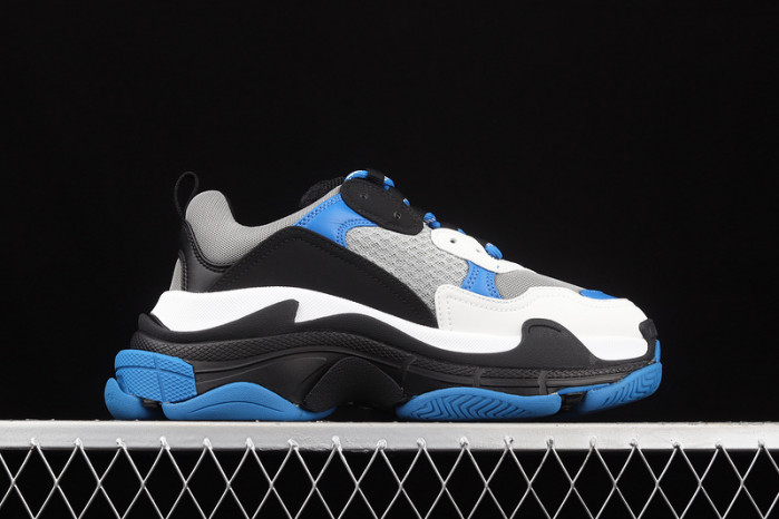 Ba*len*cia*ga triple s trainers sneakers 090305
