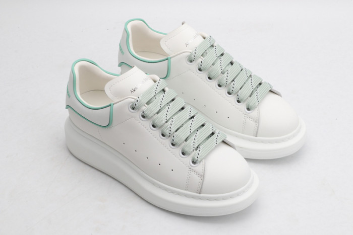 alex mcqu sneakers