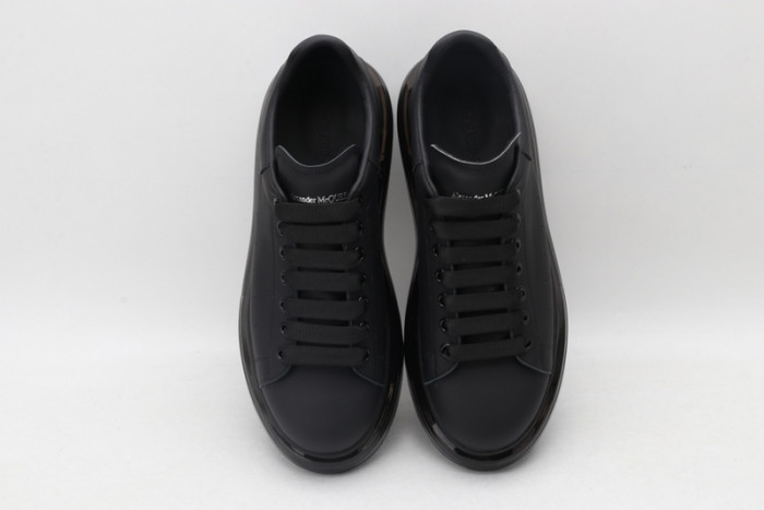 alex mcqu sneakers