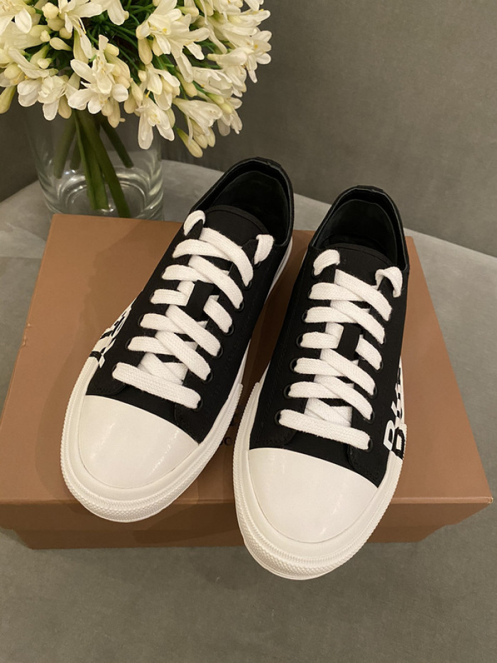 BUBERY SNEAKER