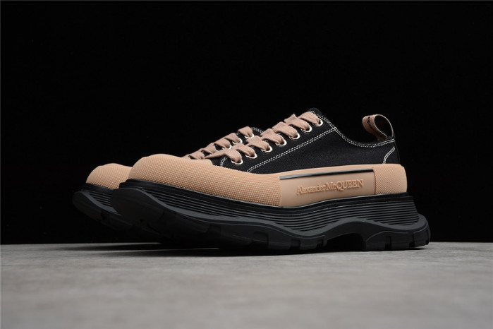 alex mcqu sneakers