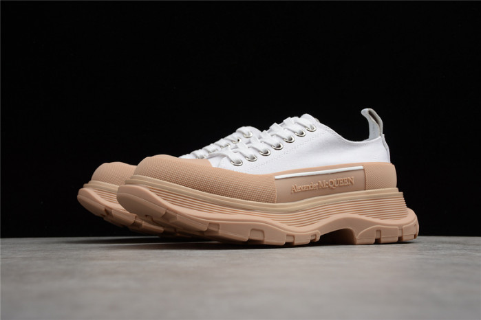 alex mcqu sneakers
