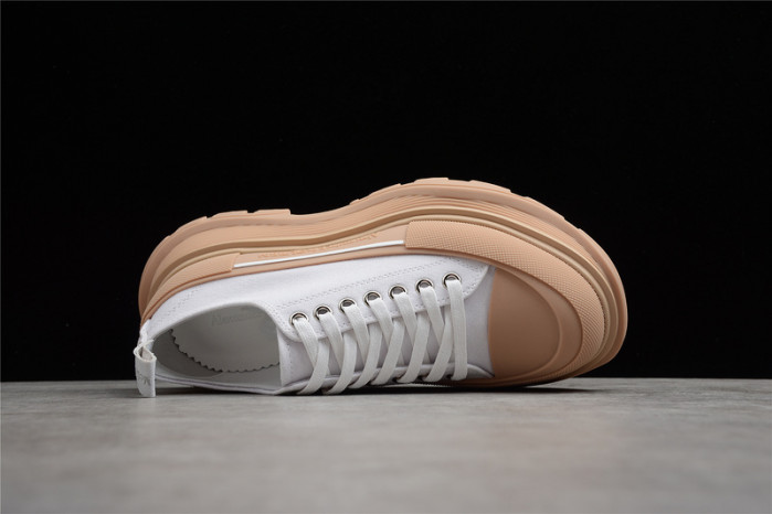 alex mcqu sneakers