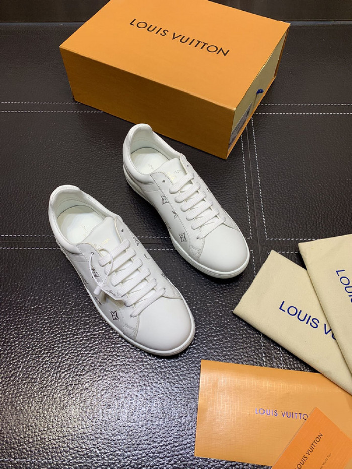 lovt sneaker