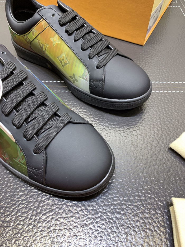 lovt sneaker