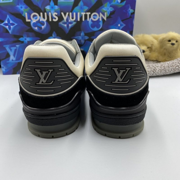 lovt sneaker