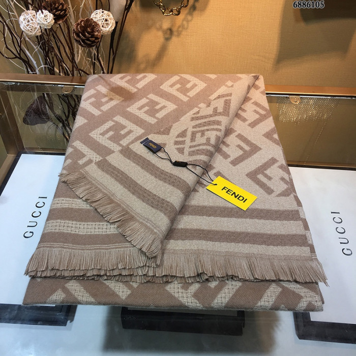 F**di scarf
