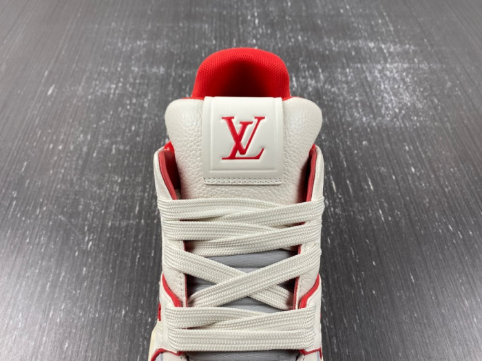 2023 l**is V*t*n lv trainer 25289