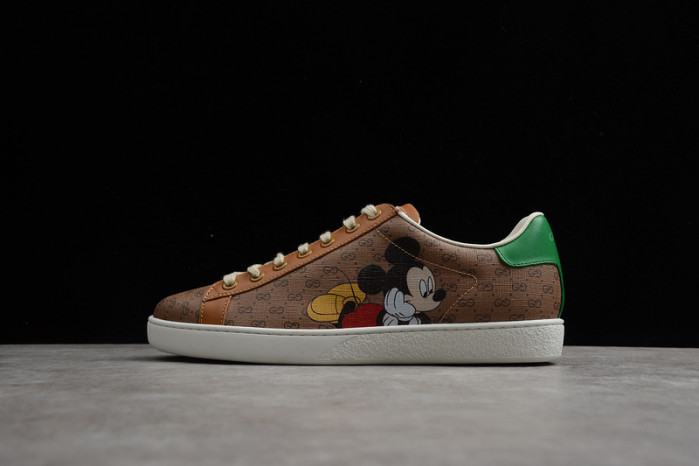 gi ace embroidered low-top sneaker h903p144